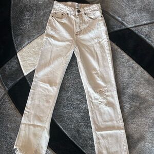BDG DISTRESSED STRAIGHT LEG COWBOY JEAN IN ECRU